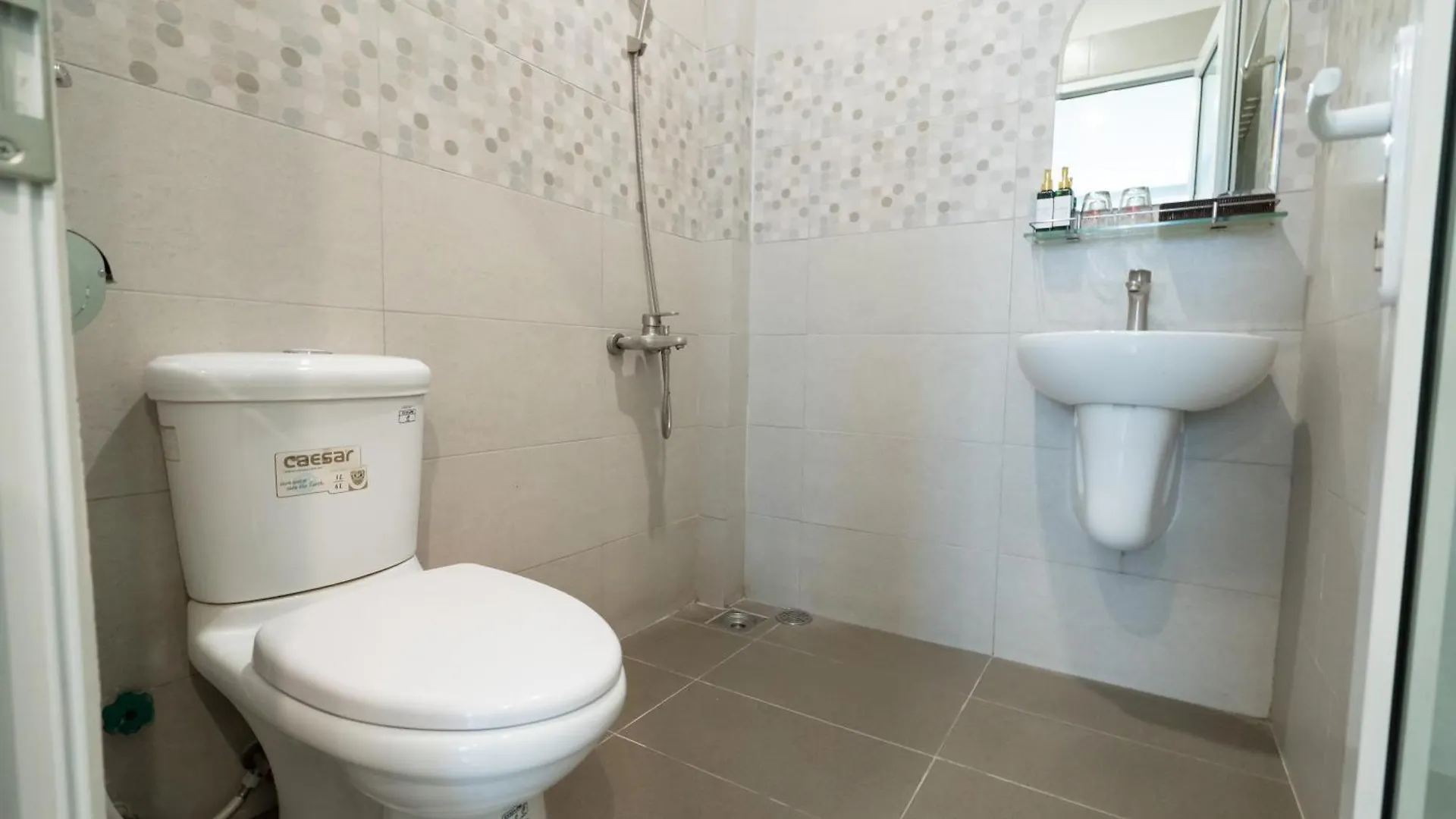 מלון דה נאנג Bona Hostel