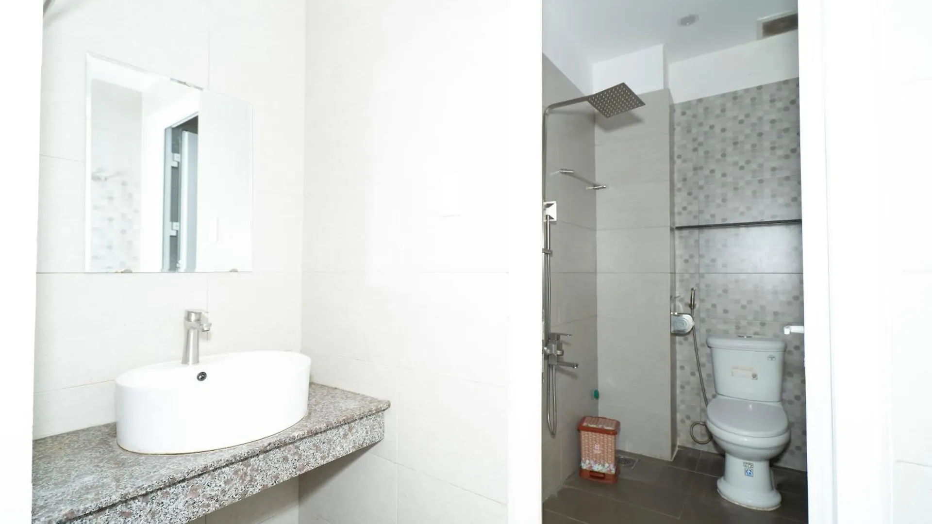 דה נאנג Bona Hostel מלון